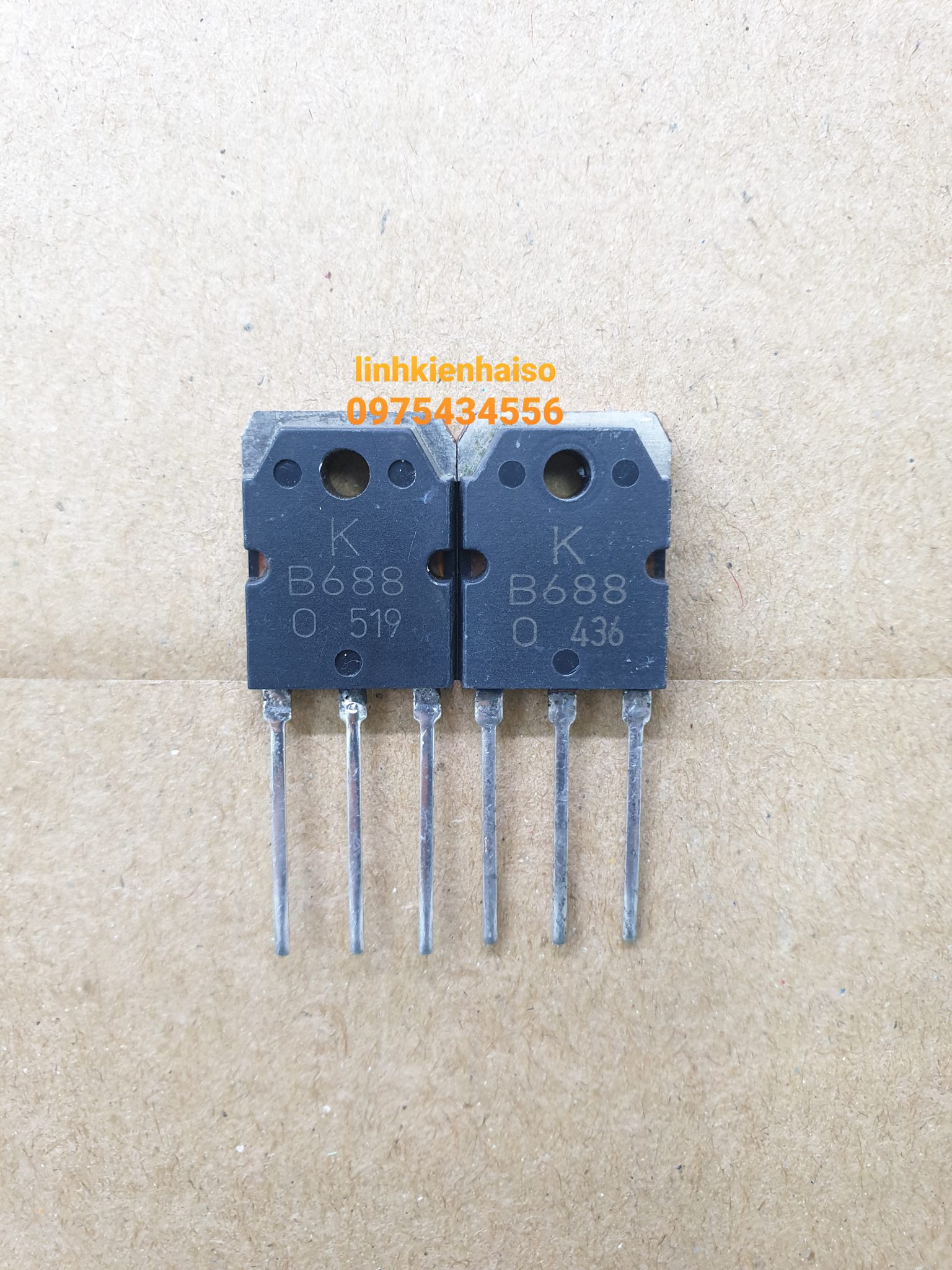 B688 TRANSISTORS 8A,120V,80W (Chân nối,lưng đồng) Linh Kiện